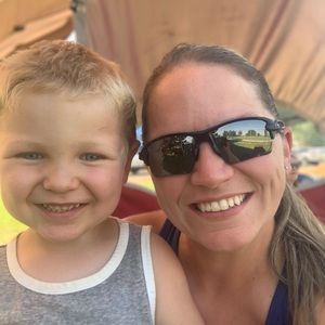 Meet your Posher, Sonya